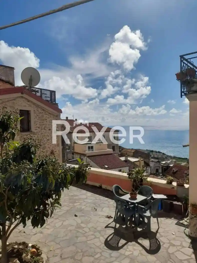 Casa indipendente in vendita a Belvedere Marittimo