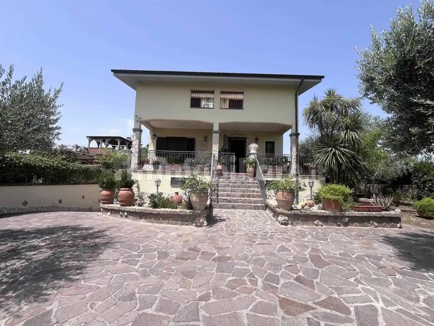 Villa in vendita a Anguillara Sabazia