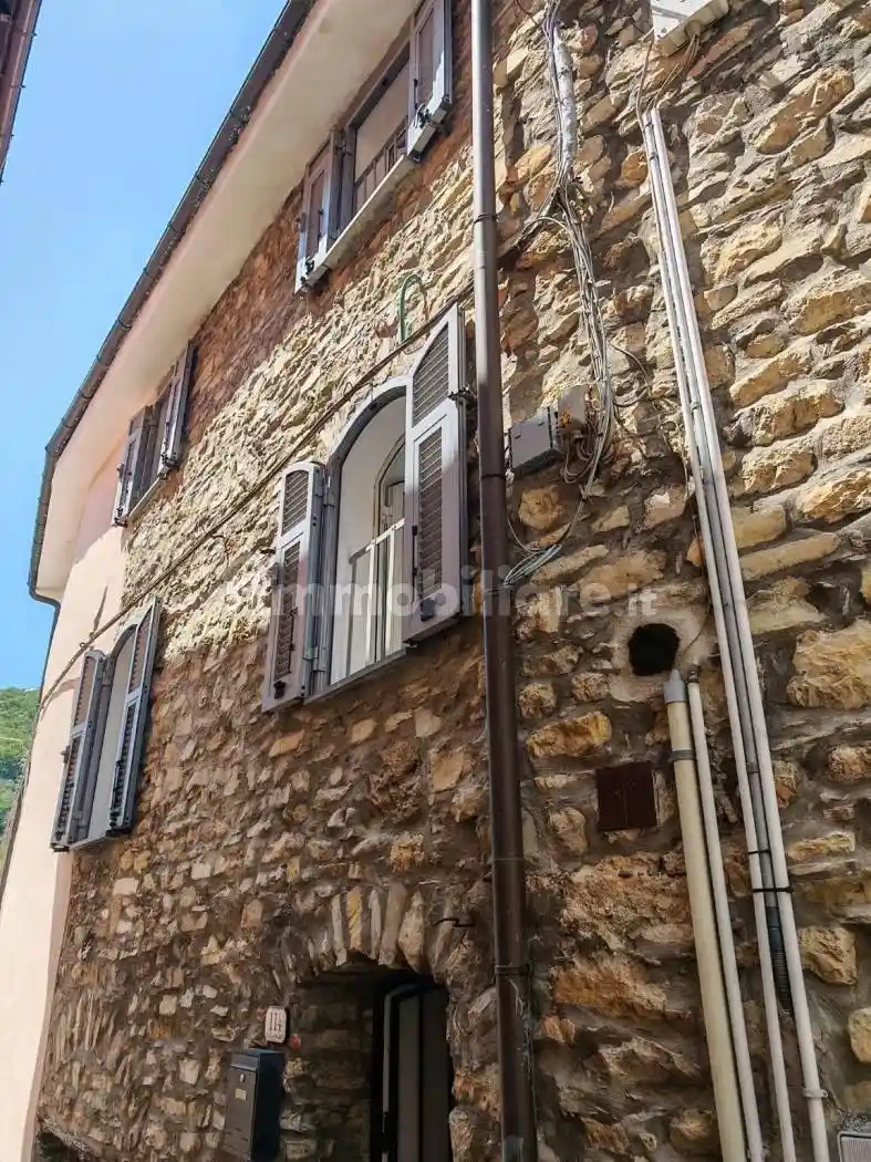 Appartamento in affitto a Chiusavecchia