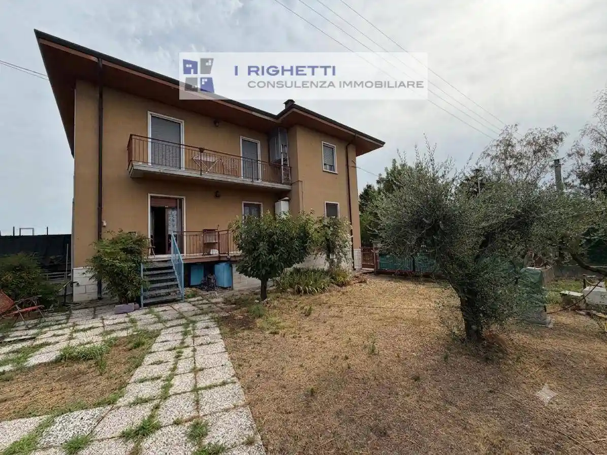 Appartamento in vendita a Sommacampagna