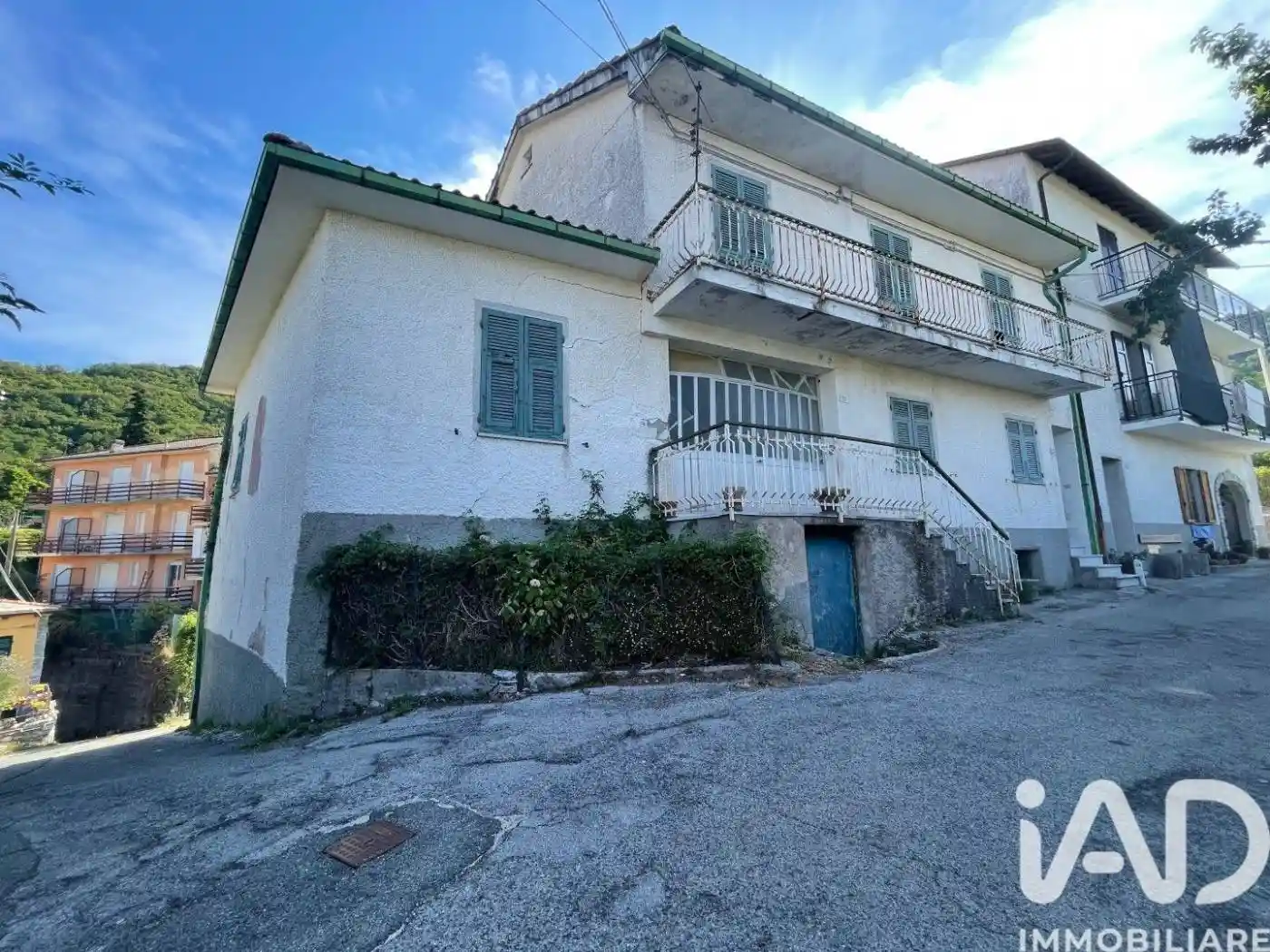 Palazzo - Edificio in vendita a Ne