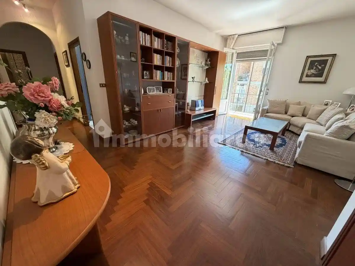 Appartamento in vendita a Reggio Emilia