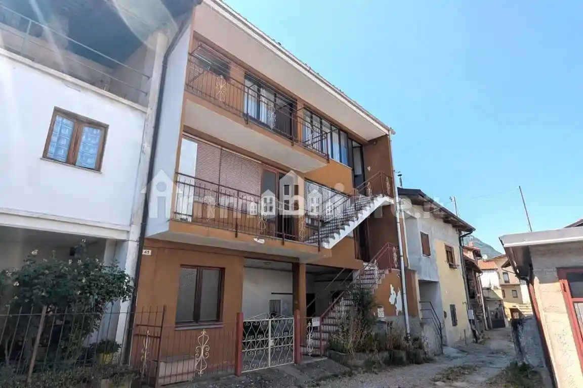 Casa indipendente in vendita a Lessolo