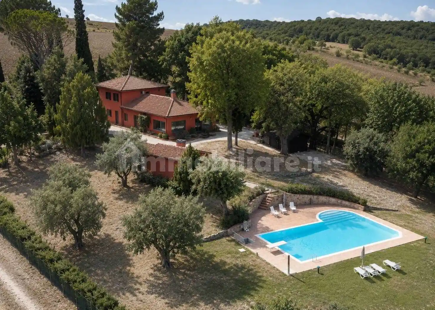 Villa in vendita a Monte Roberto