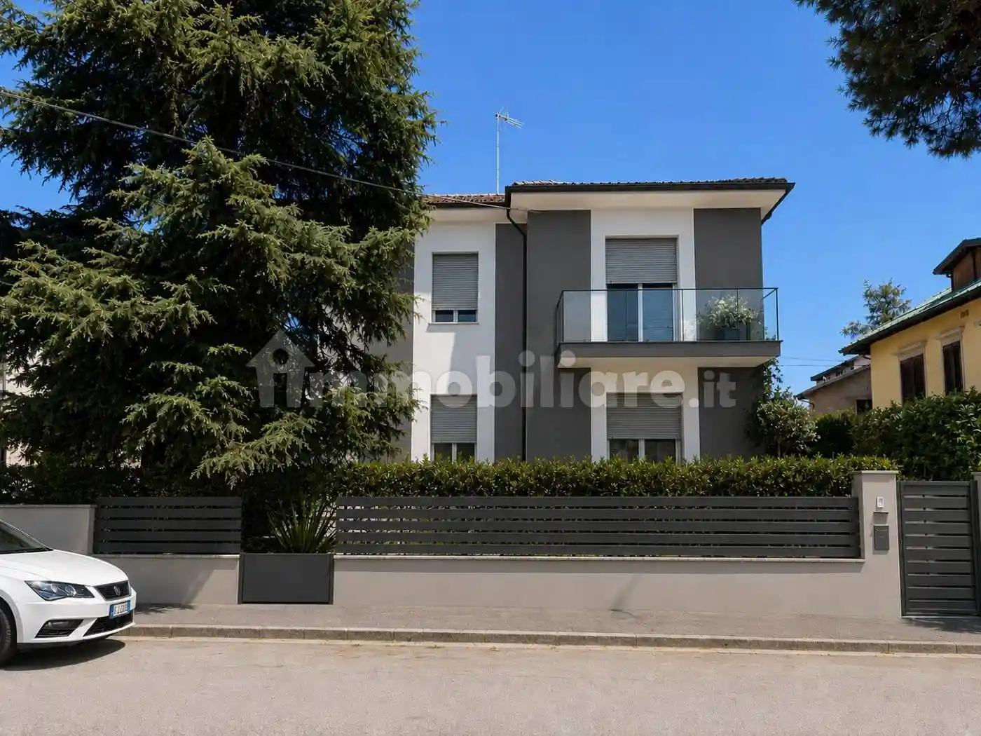 Villa in vendita a Jesi