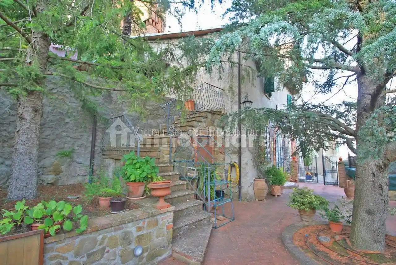 Villa in vendita a Sinalunga