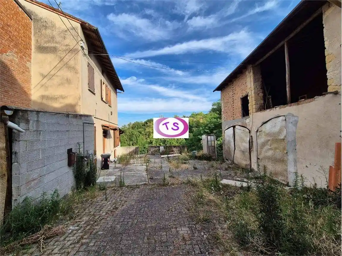 Casa indipendente in vendita a Camagna Monferrato