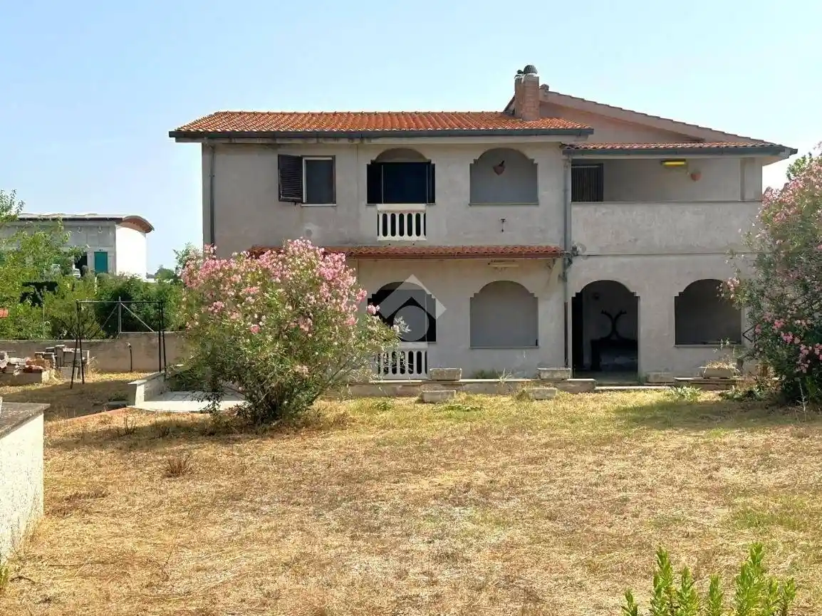 Villa in vendita a Aprilia