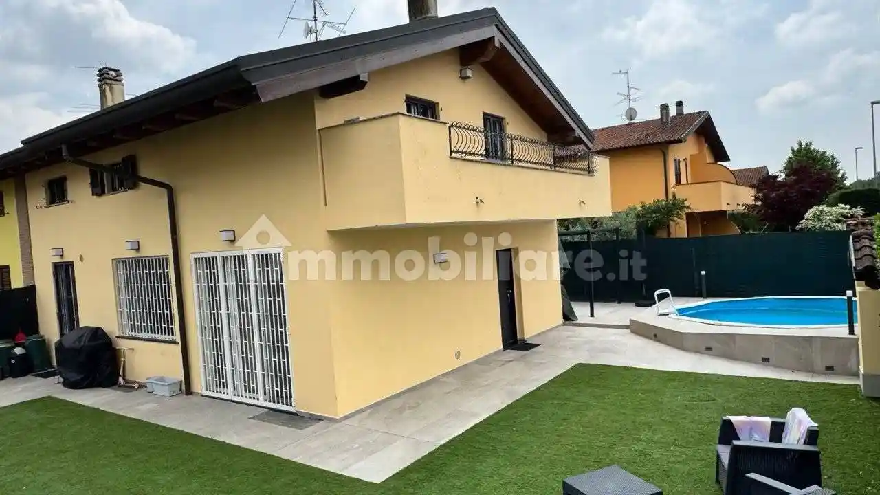 Villa in vendita a Gorgonzola