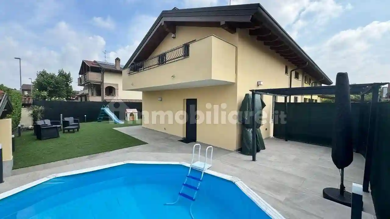 Villa - foto 2