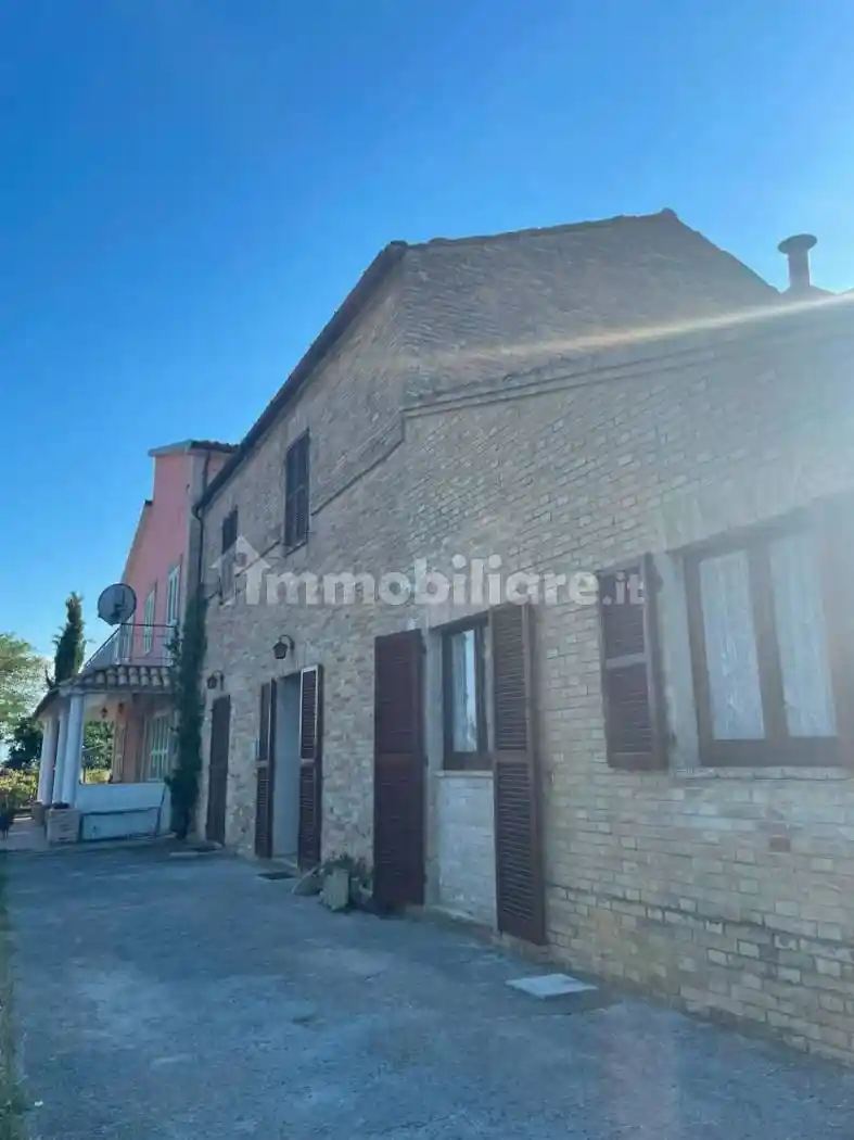 Appartamento in affitto a Monterubbiano