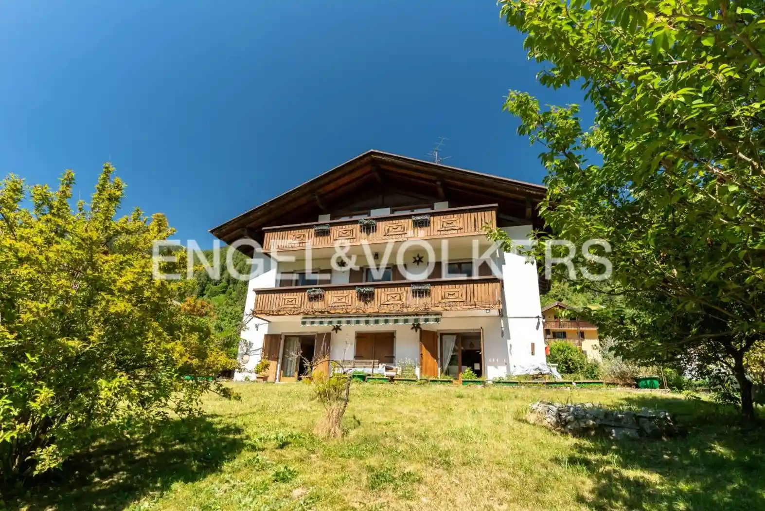 Villa in vendita a Strembo