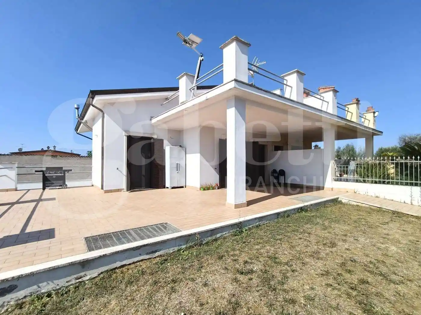 Villa in vendita a Nettuno