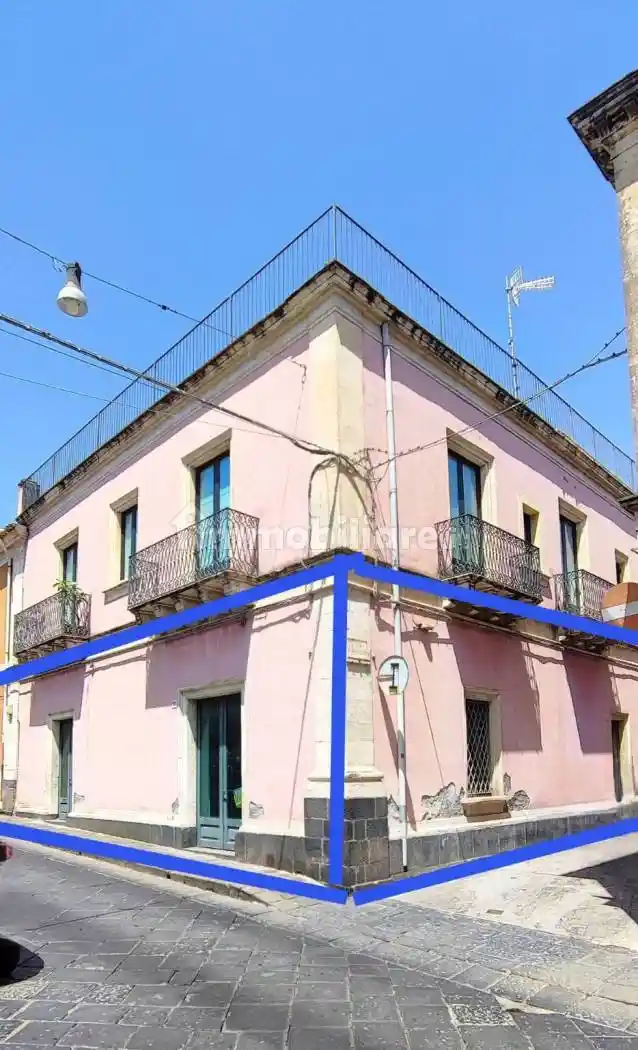 Casa indipendente in affitto a Riposto