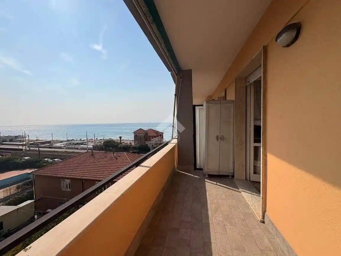 Appartamento in vendita a Borgio Verezzi