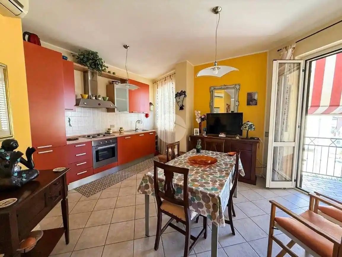 Villa in vendita a Fiumefreddo Bruzio