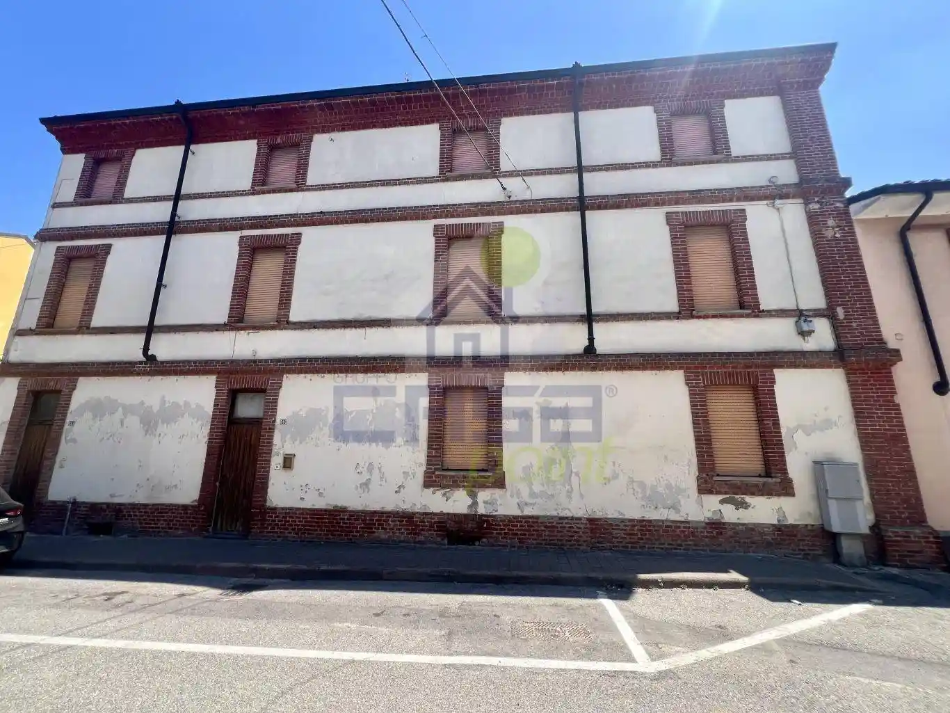 Palazzo - Edificio in vendita a Chignolo Po