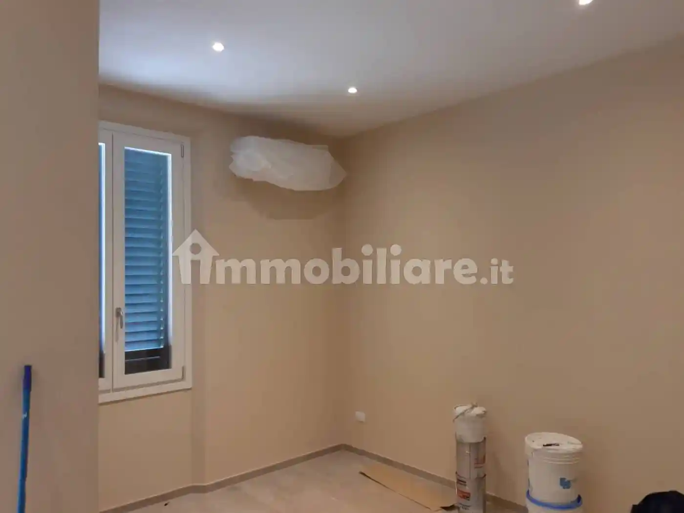 Casa indipendente in affitto a Prato