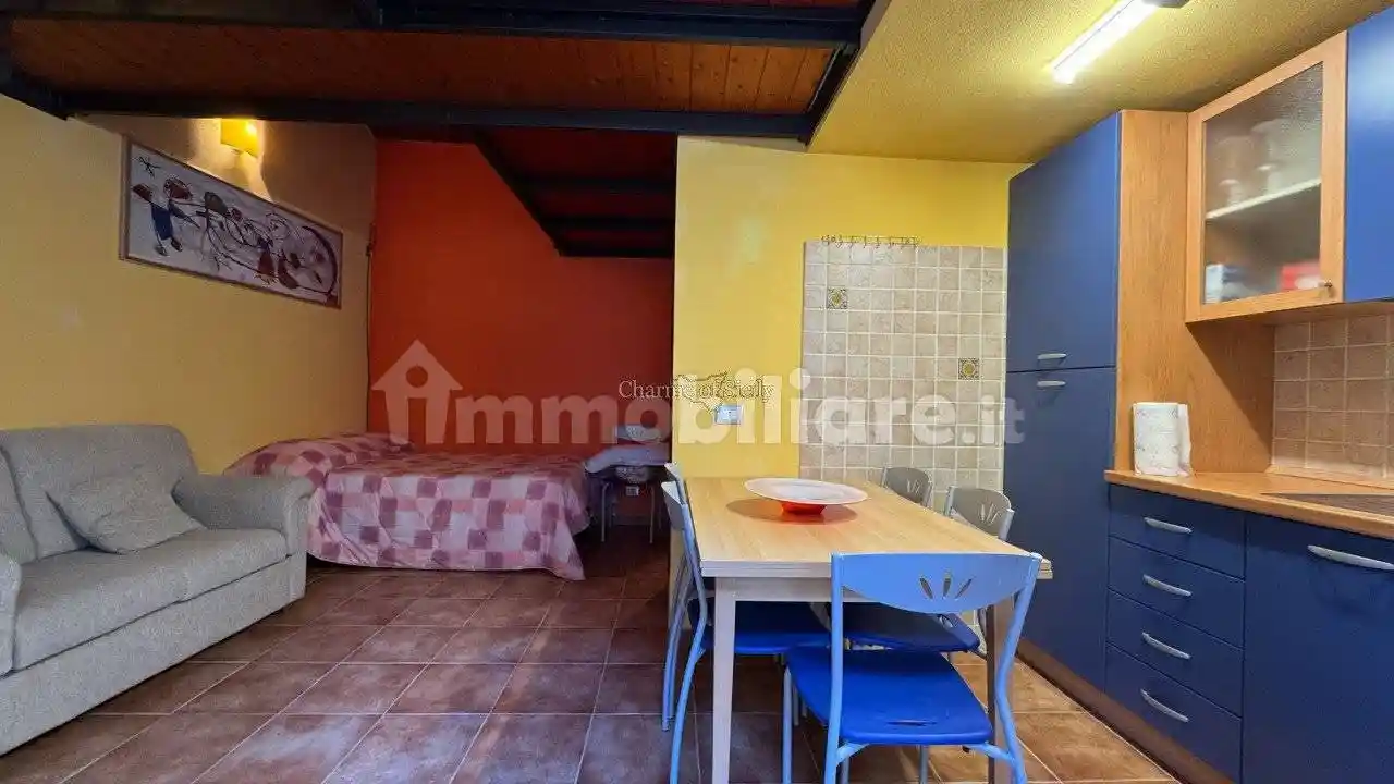 Casa indipendente in affitto a Modica