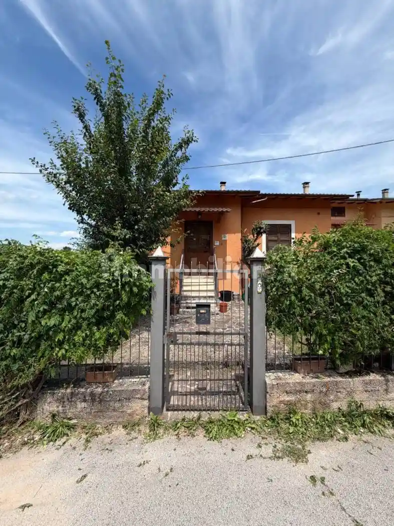 Casa indipendente in vendita a Cascia