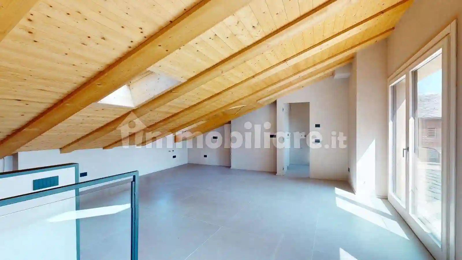 Loft - foto 4
