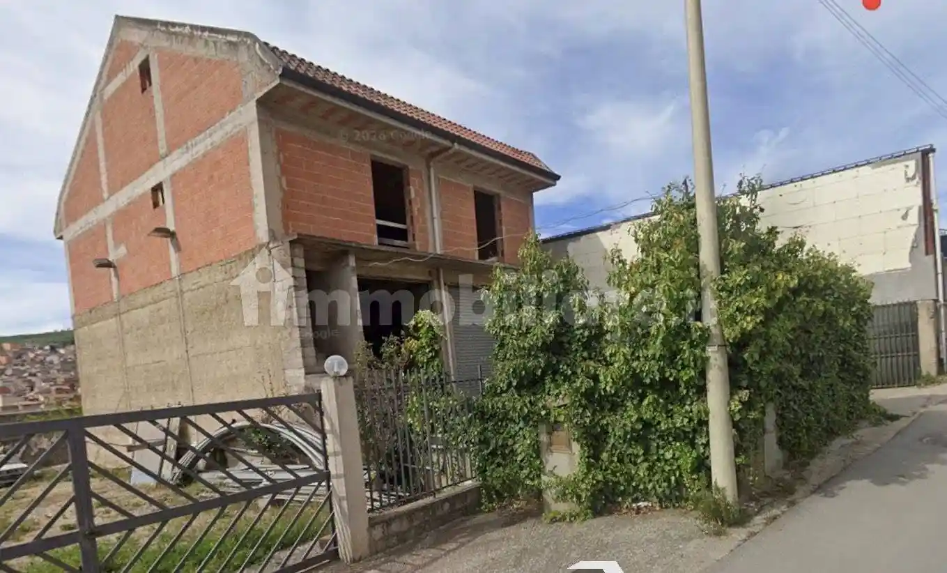Palazzo - Edificio in vendita a Valledolmo