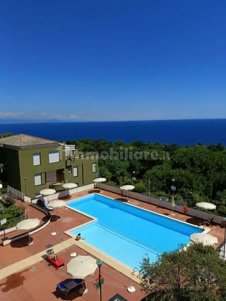 Appartamento in affitto a Varazze