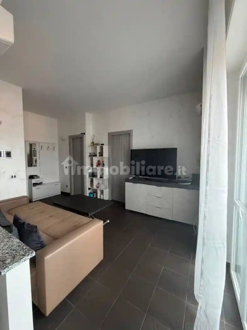 Appartamento in vendita a Limbiate