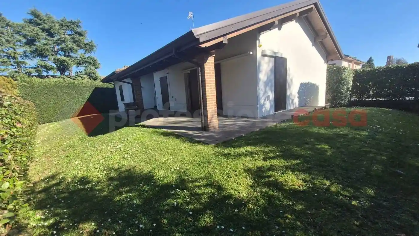 Villa in vendita a Parabiago