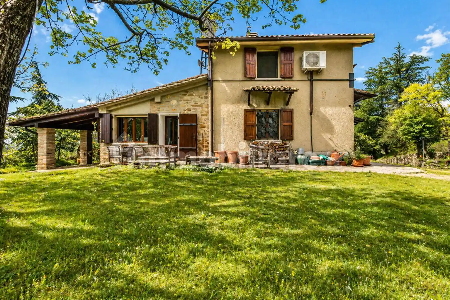Casa indipendente in vendita a Valsamoggia