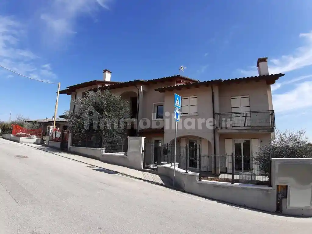 Appartamento in vendita a Isola Vicentina
