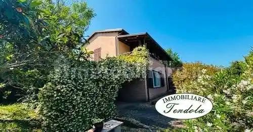 Casa indipendente in vendita a Aulla