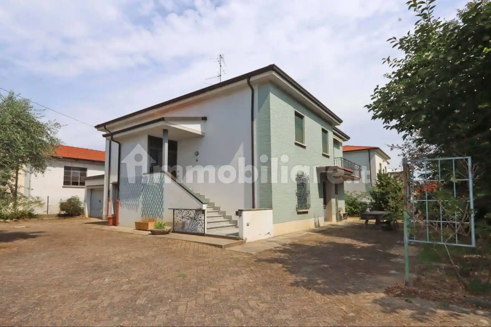 Villa in vendita a Castel San Pietro Terme