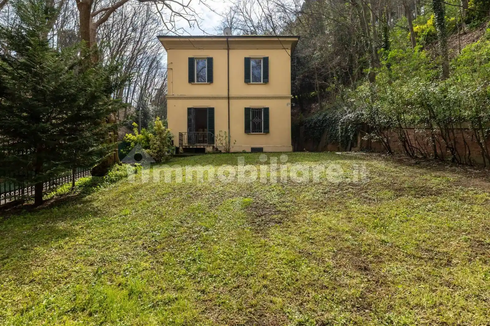 Villa in vendita a Bologna