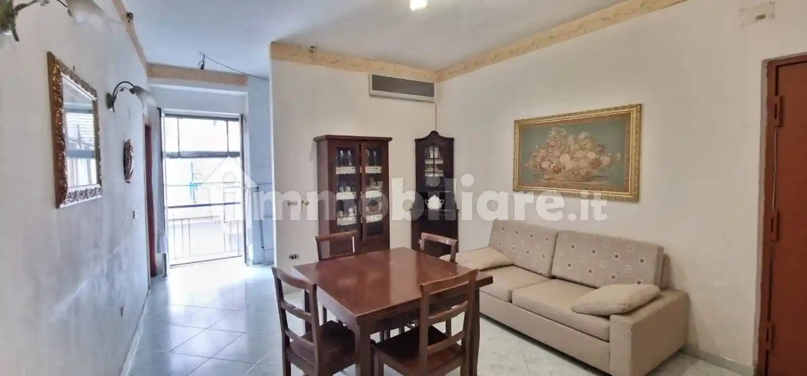 Appartamento in vendita a Napoli