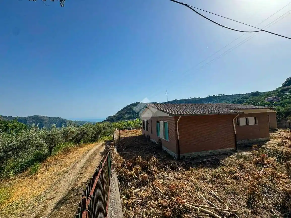 Villa in vendita a San Pietro in Amantea