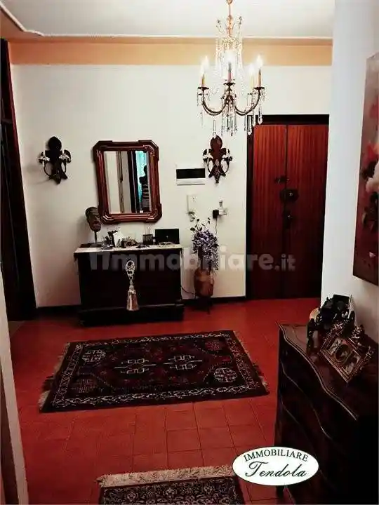 Appartamento in vendita a Carrara