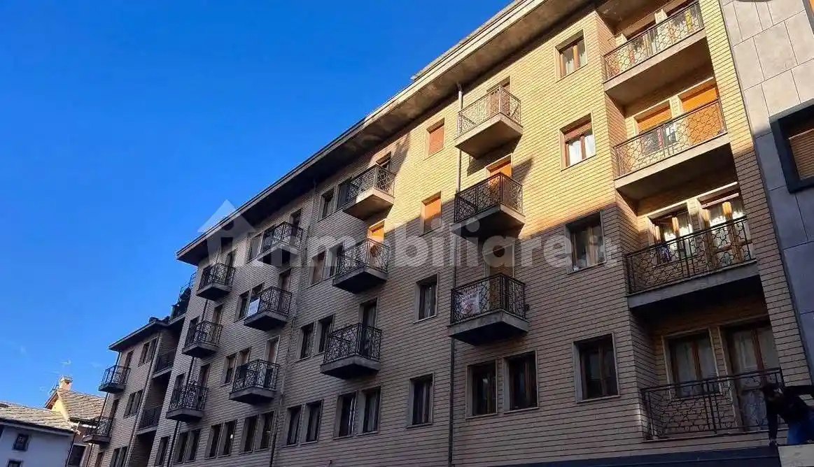 Appartamento in affitto a Aosta