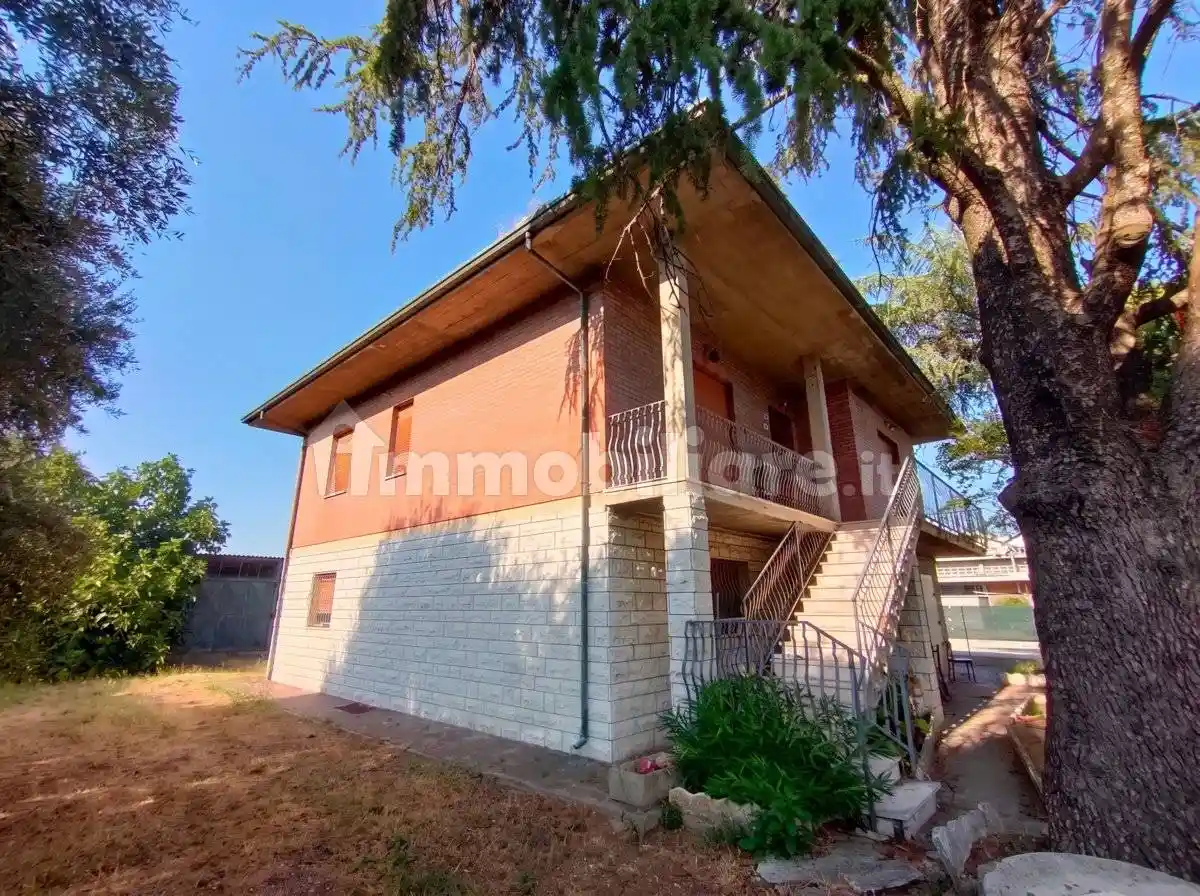 Villa in vendita a Cesena