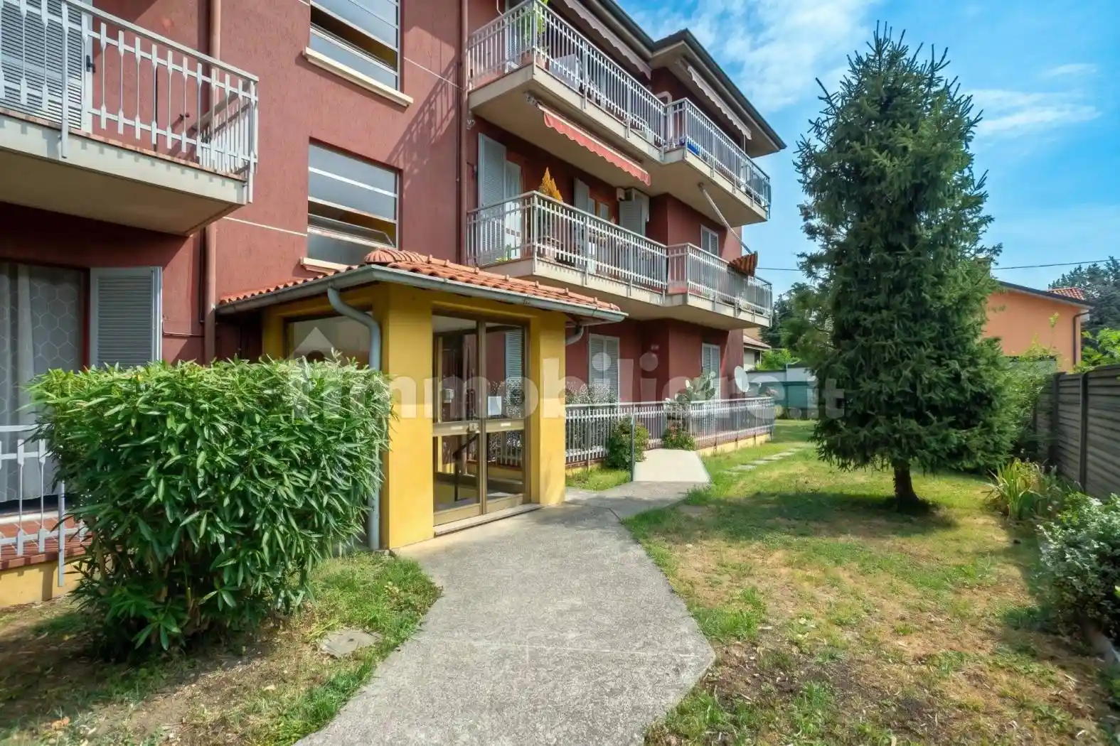 Appartamento in vendita a Capriate San Gervasio
