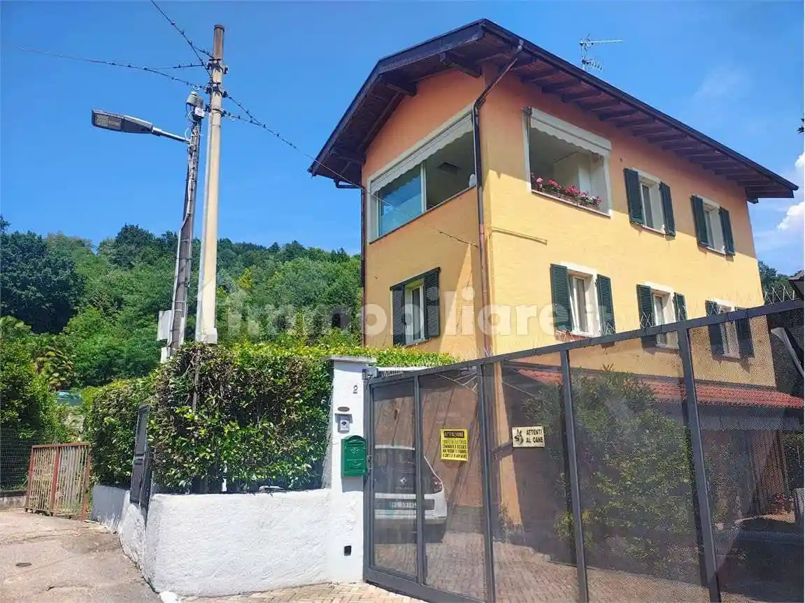 Casa indipendente in vendita a Verbania