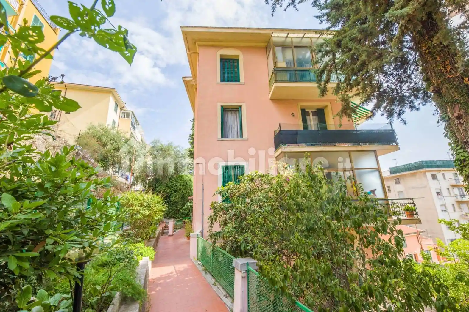 Appartamento in vendita a Imperia
