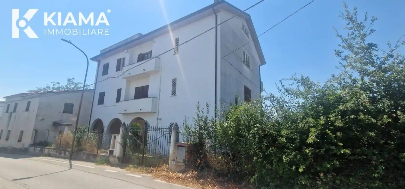 Villa in vendita a Teramo