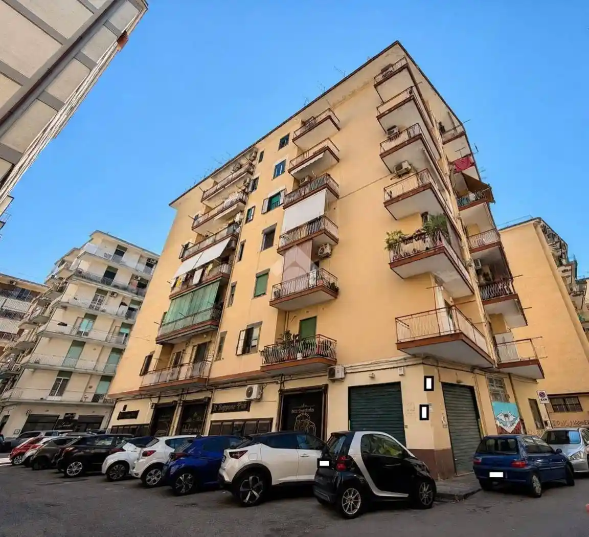 Appartamento in vendita a Salerno