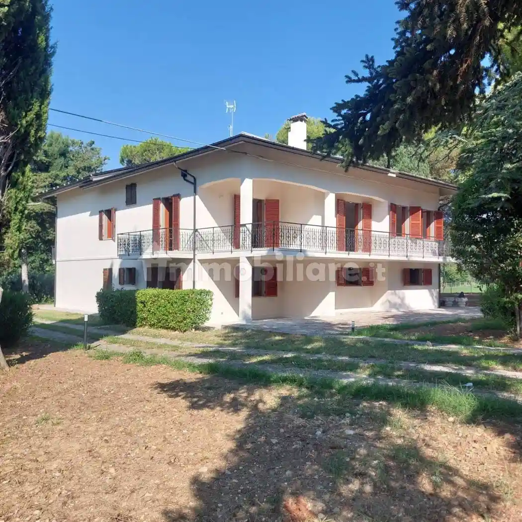 Villa in vendita a Pesaro