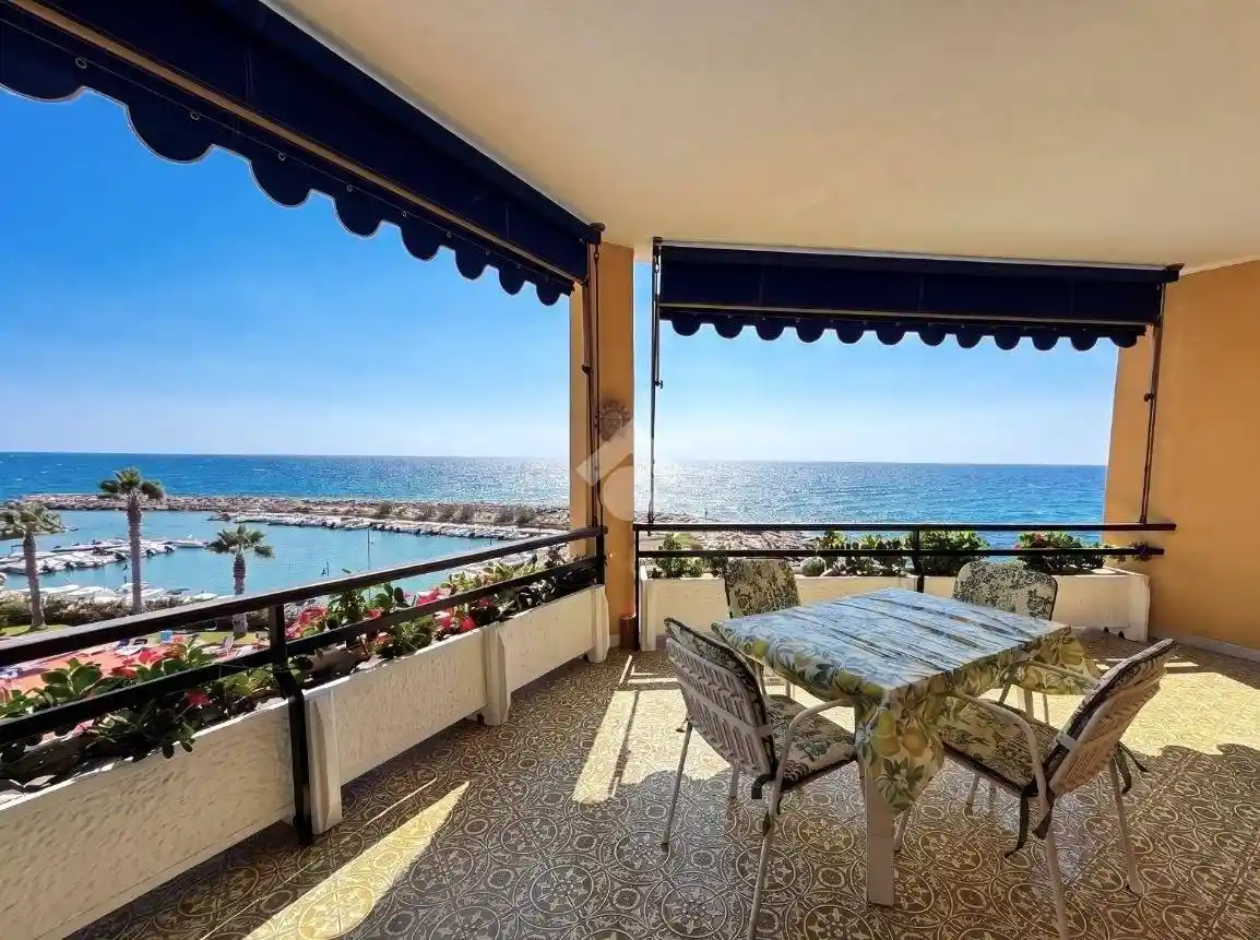 Appartamento in vendita a San Lorenzo al Mare