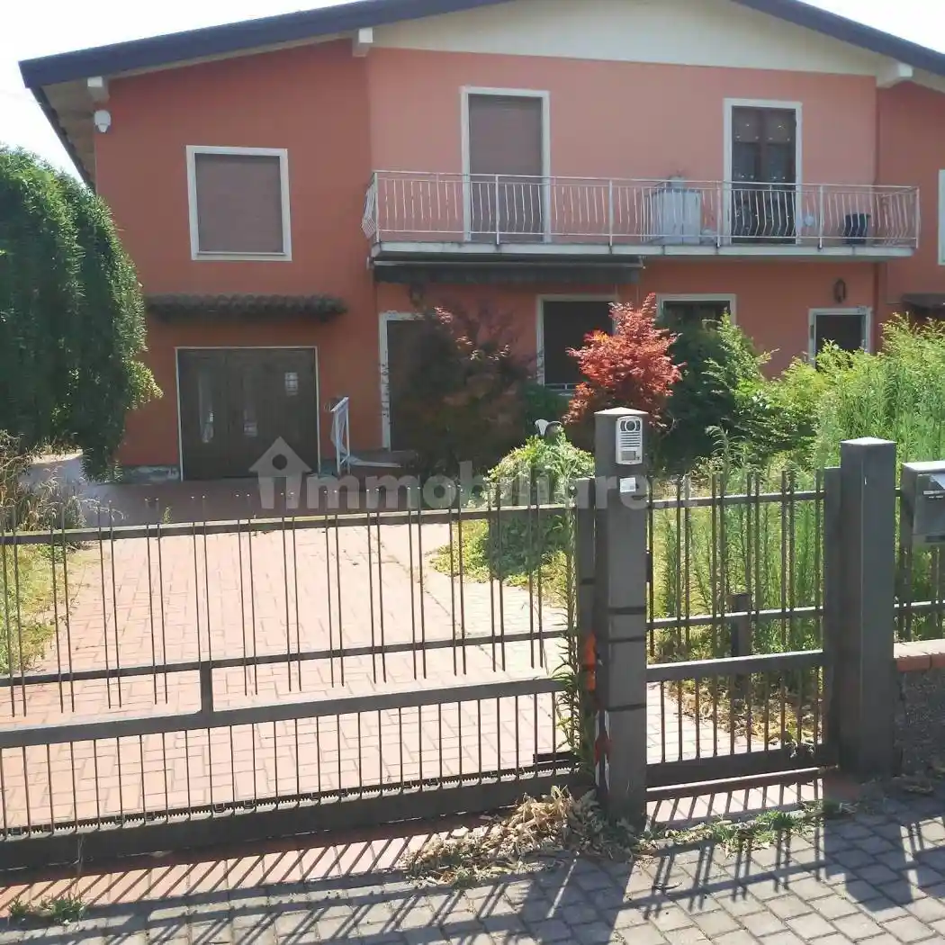 Villa in vendita a Brescia