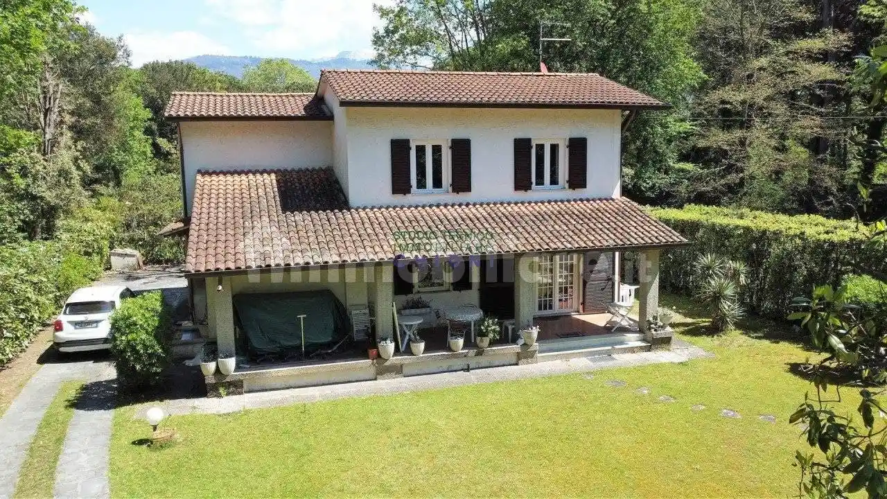 Villa in vendita a Massa