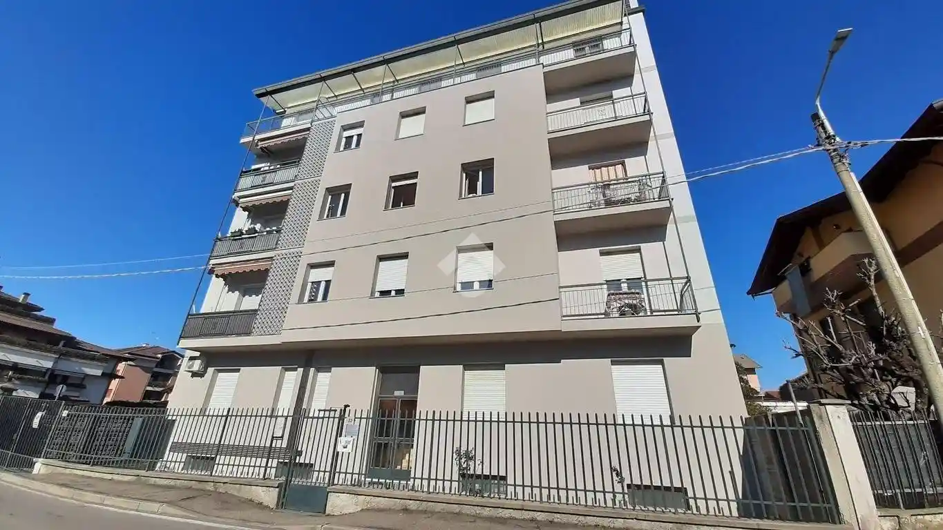 Appartamento in vendita a Senago