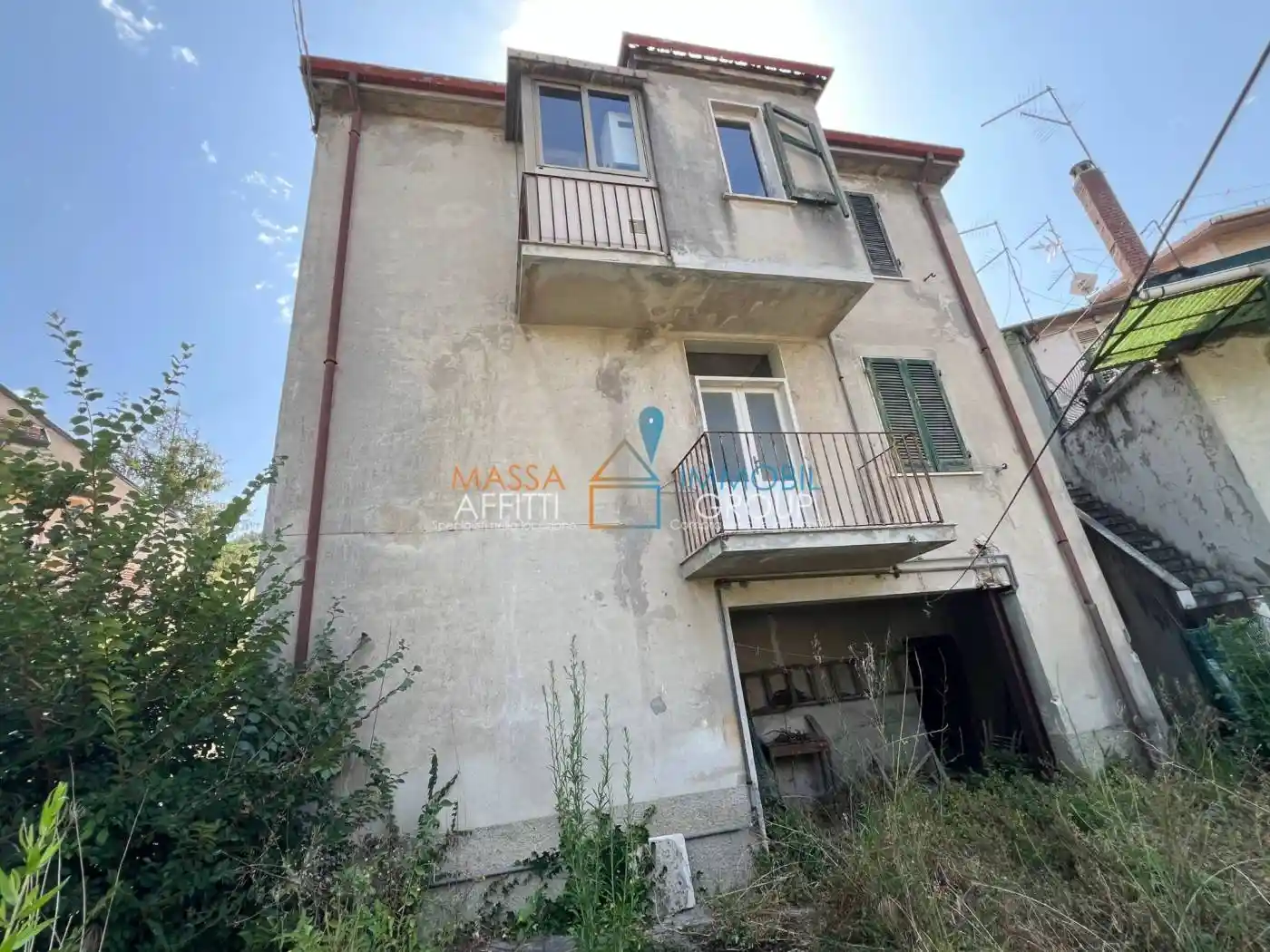 Casa indipendente in vendita a Massa